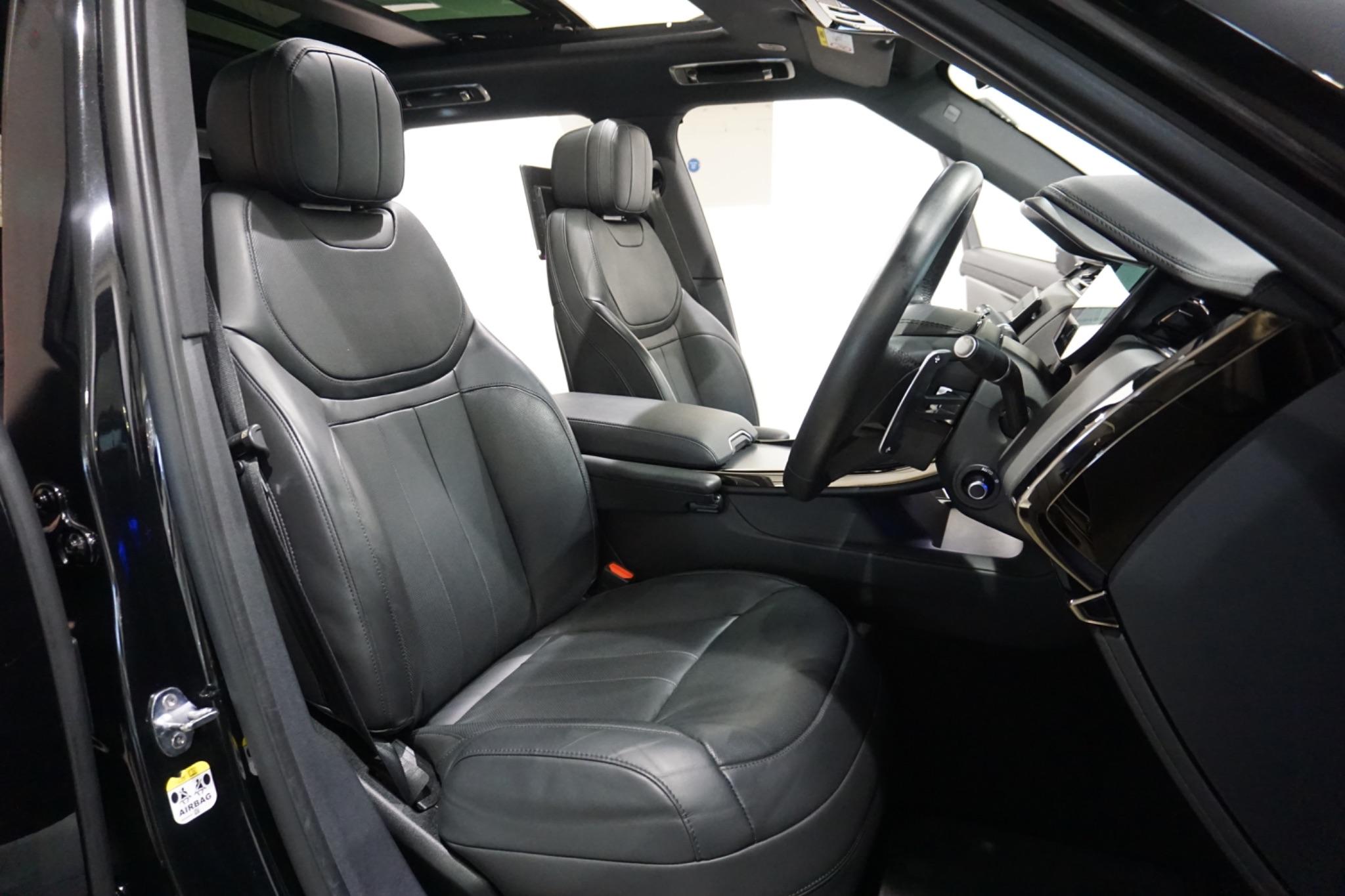 Land Rover Range Rover Sport 3.0 D300 MHEV Dynamic SE Auto 4WD Euro 6 (s/s) 5dr